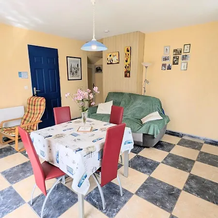 La Petite Maison Bleue *